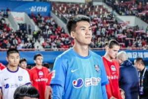 津门虎队斩获四连胜基本保级，门将闫炳良发文：上岸！